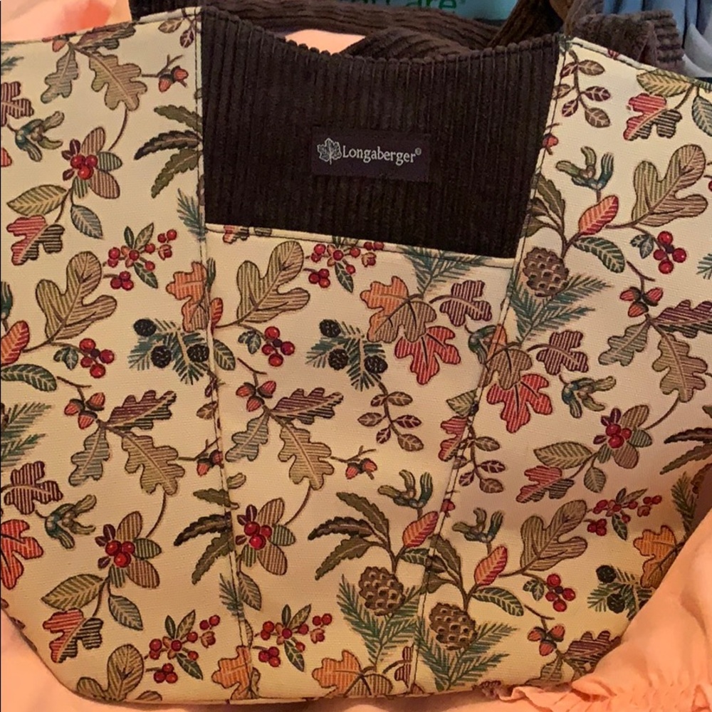 Cute Longaberger fall/winter bag!